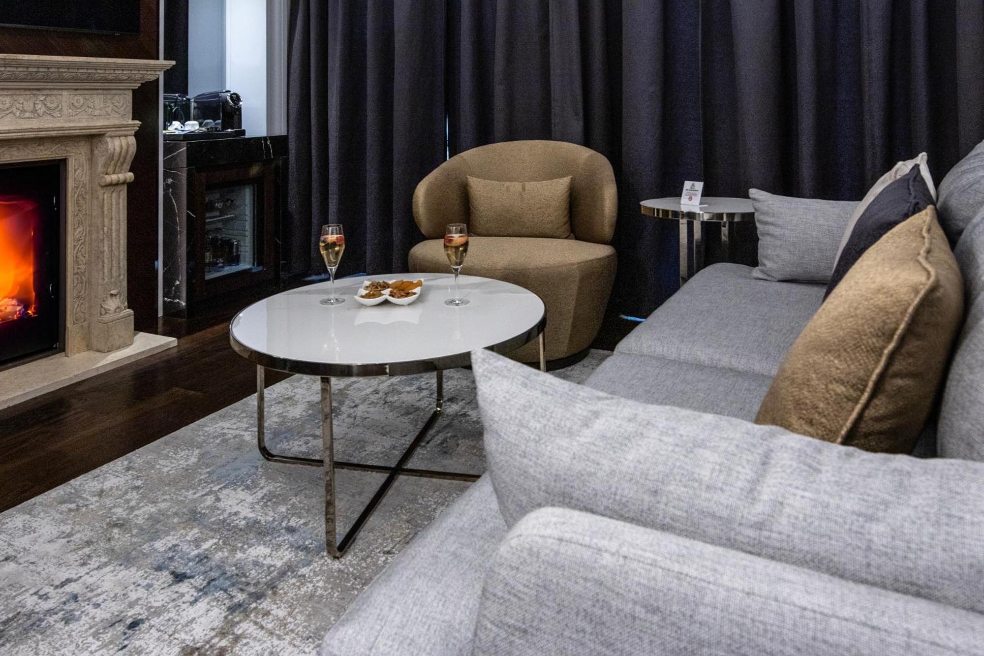 Xheko Imperial Luxury Hotel & Spa 地拉那 外观 照片 A 3D rendering of a living room